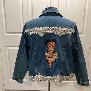 Light blue denim jacket / Back